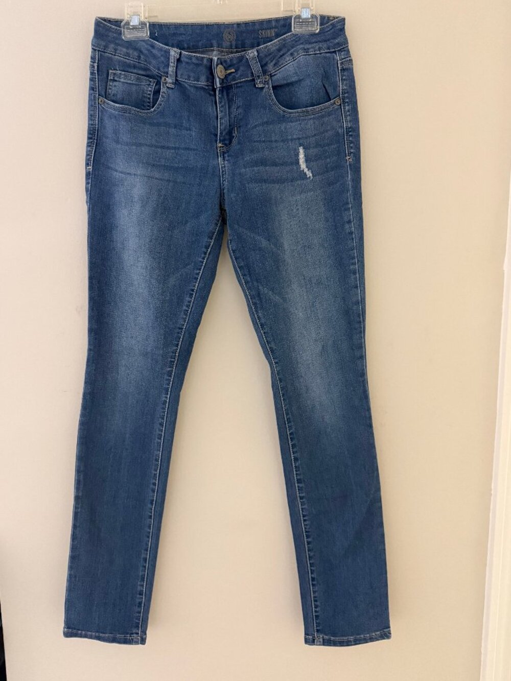 VERY NICE PAIR OF SO FROM KOHLS SKINNY JEANS - SIZE JUNIOR 9